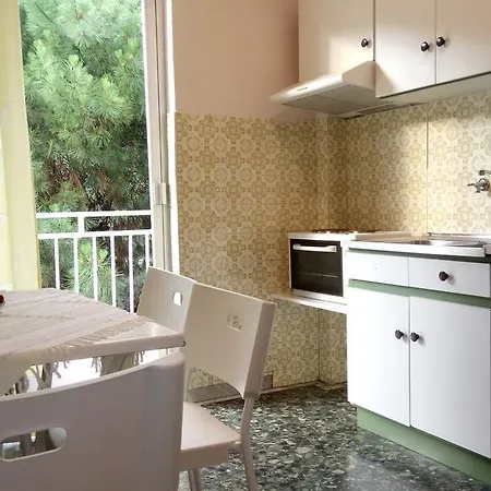 Roi Διαμέρισμα PalaiónTsiflíkion